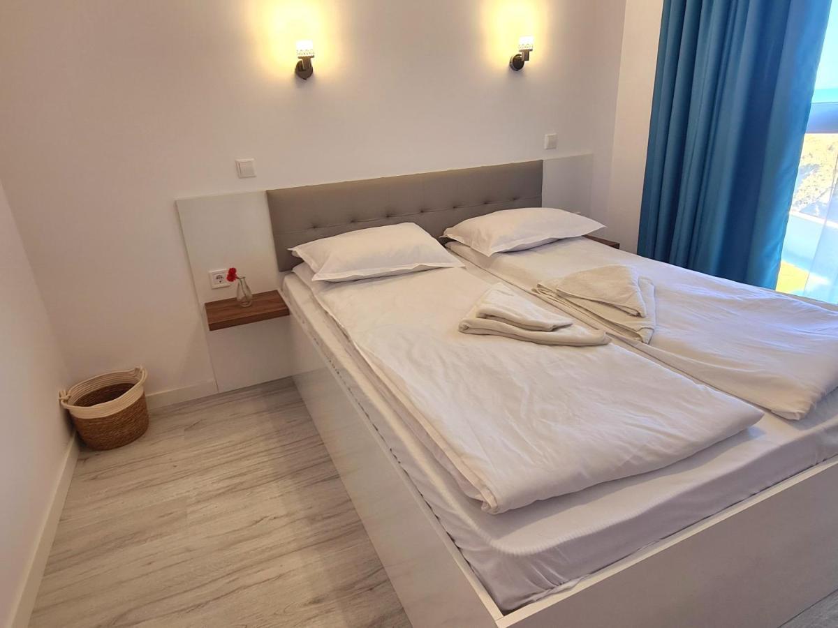 Dolphin Beach Apart ออบซอร์ ภายนอก รูปภาพ